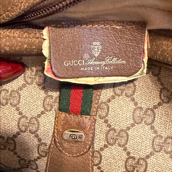 🔥🔥🔥SUPER SALE🔥🔥🔥Gucci Wristlet - Picture 7 of 13